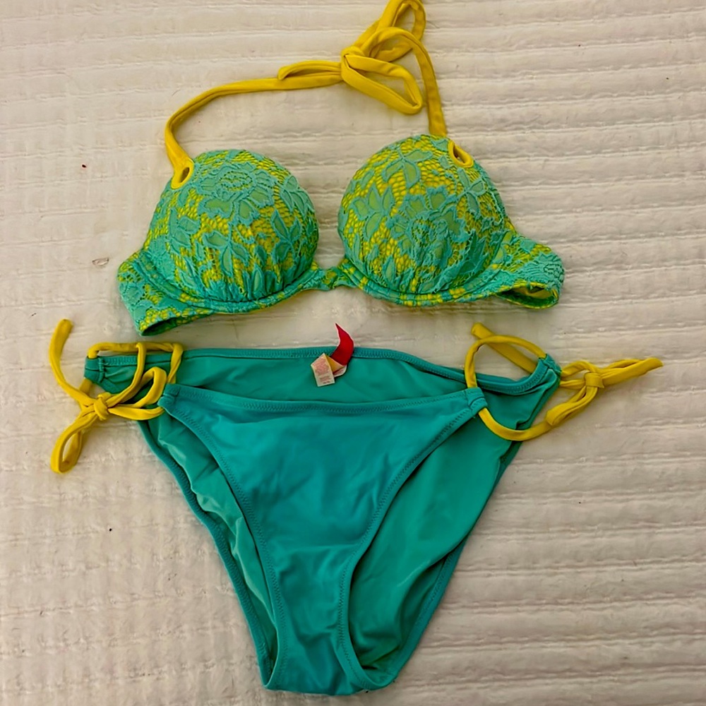 VS bikini set
